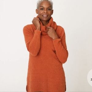 ELENA WONG ORANGE TURTLENWCK TUNIC SIZE LARGE